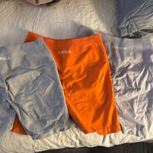 Aurola- XS. Get all 3. Two grey and one orange